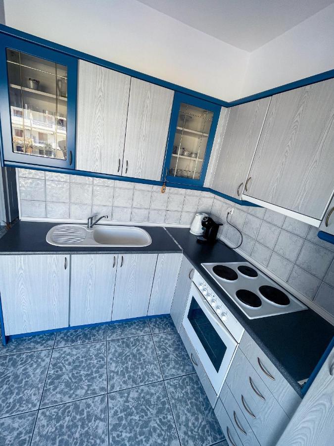 Coastline Apartment Néa Péramos Dış mekan fotoğraf
